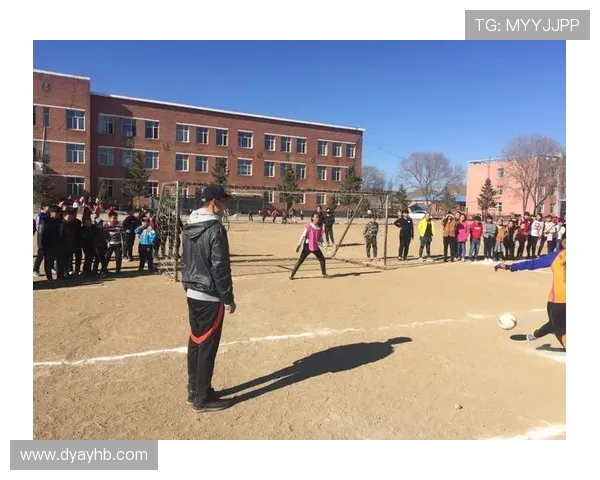 周静独家分享足球心得与技巧助你提升球技与战术理解