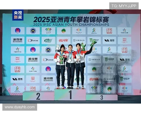 成都攀岩队在全国攀岩节奏排行榜中荣获第八名的佳绩引发关注